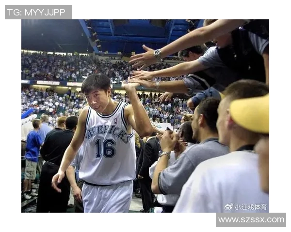 王治郅与姚明同现机场引发球迷热议重温篮球传奇时光