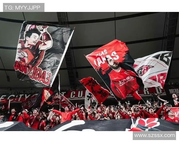 足球明星奢华生活揭秘：他们的奢饰品背后隐藏的故事与价值