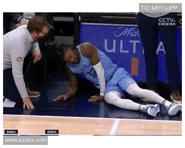 飞向天空的梦想与悲剧足球明星在飞机失事中陨落的故事